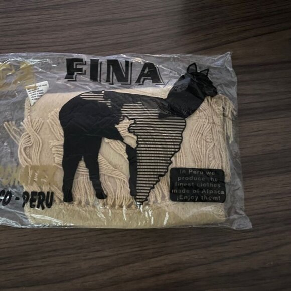 Capchatex Alpaca Scarf with Fringe from Peru - 9" x 70" - 3 Options Avail. - NEW - Picture 11 of 16